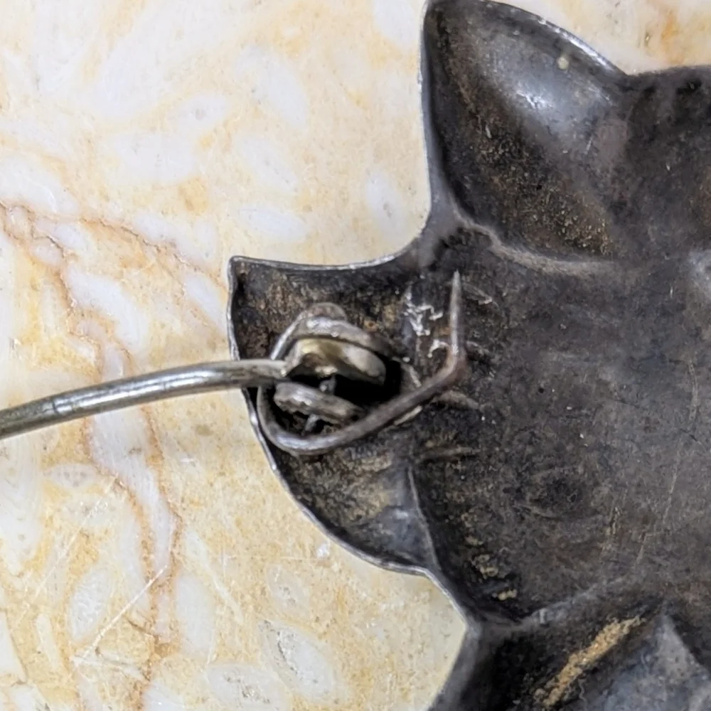 Vintage Pressed Sterling Silver Blue Ribbon Gold Eyes 1950's Kitten Cat Brooch